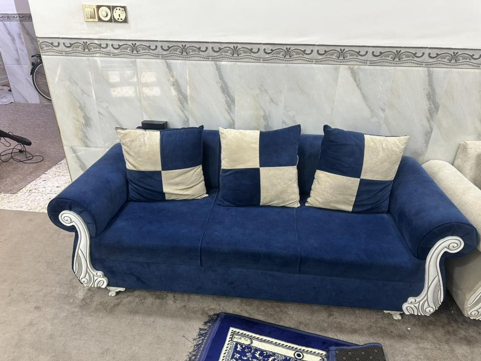 تخم قنفات للبيع تسكام نضيف حيل مكاني حي ابو طالب ***********
