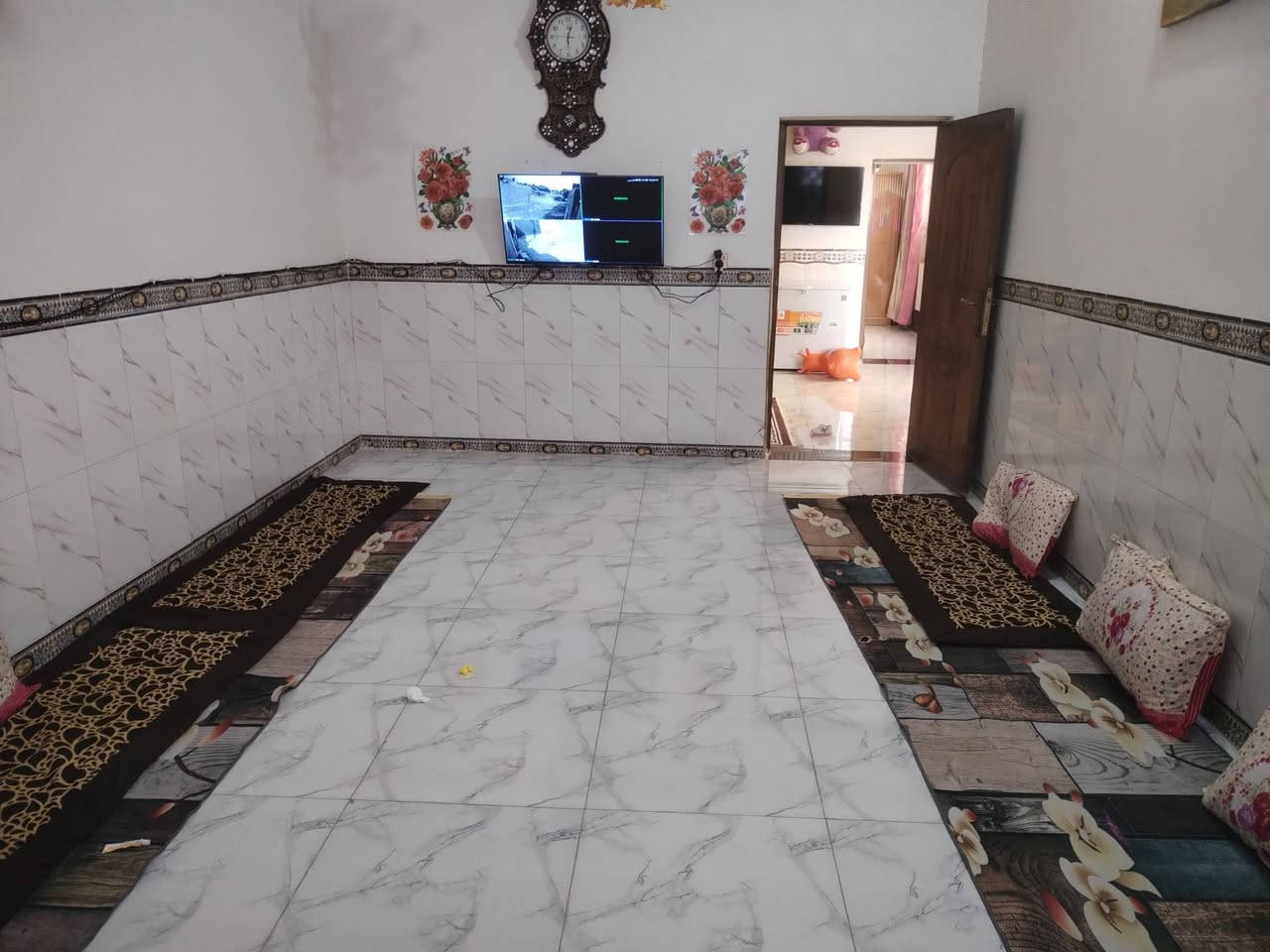 لبيع قريب سيطرة ام الهوى ***********
