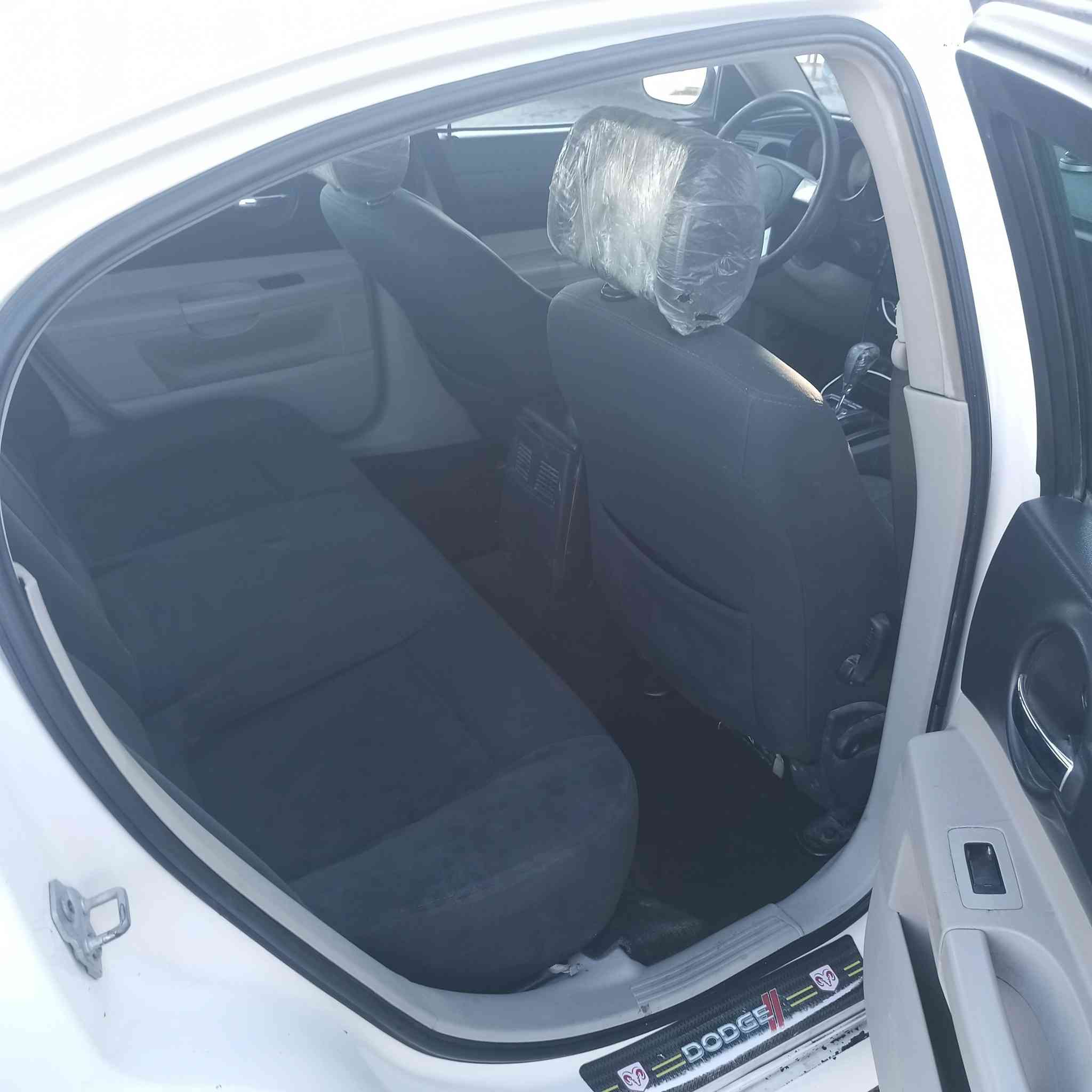 السلام عليكم جارجر 2007للبيع الضرر بوند وجاملغ بدون دواخل كير محرك اكسل كهربئات طخم طخم تأير كلو جديد السعر 105وبيها مجال يرهم مراوس حسب القناعه مكان السياره موصل ناحيه القياره للاستفسار الاتصال ***********
