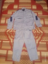 بدلة عمل • ٣XL • بسطال ٤٢