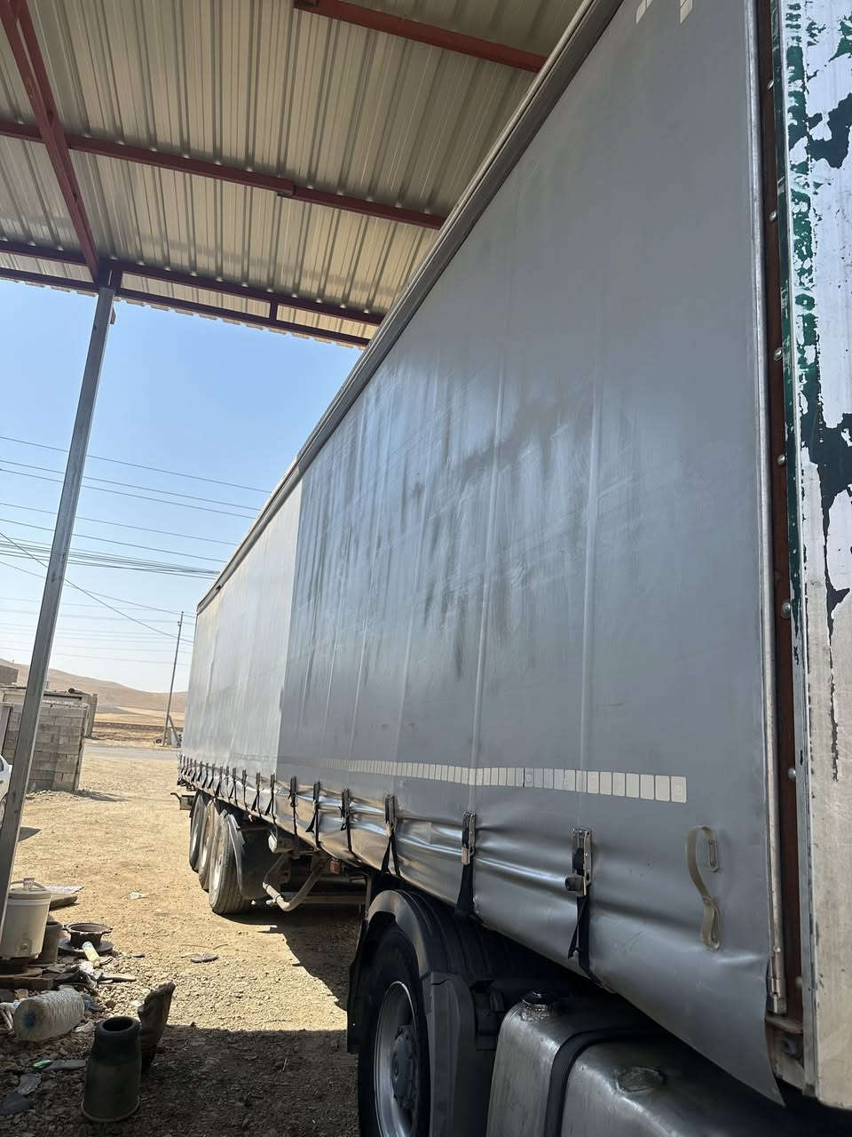 عەرەبانەی جادر
ڤەسلو ڕەپت حازرە بۆلێکردنەوە تایەو جادری لۆک هەمو گیانی بەشەرت شەنسی بێ ژەنگ وتەقیوی 
***********
***********
