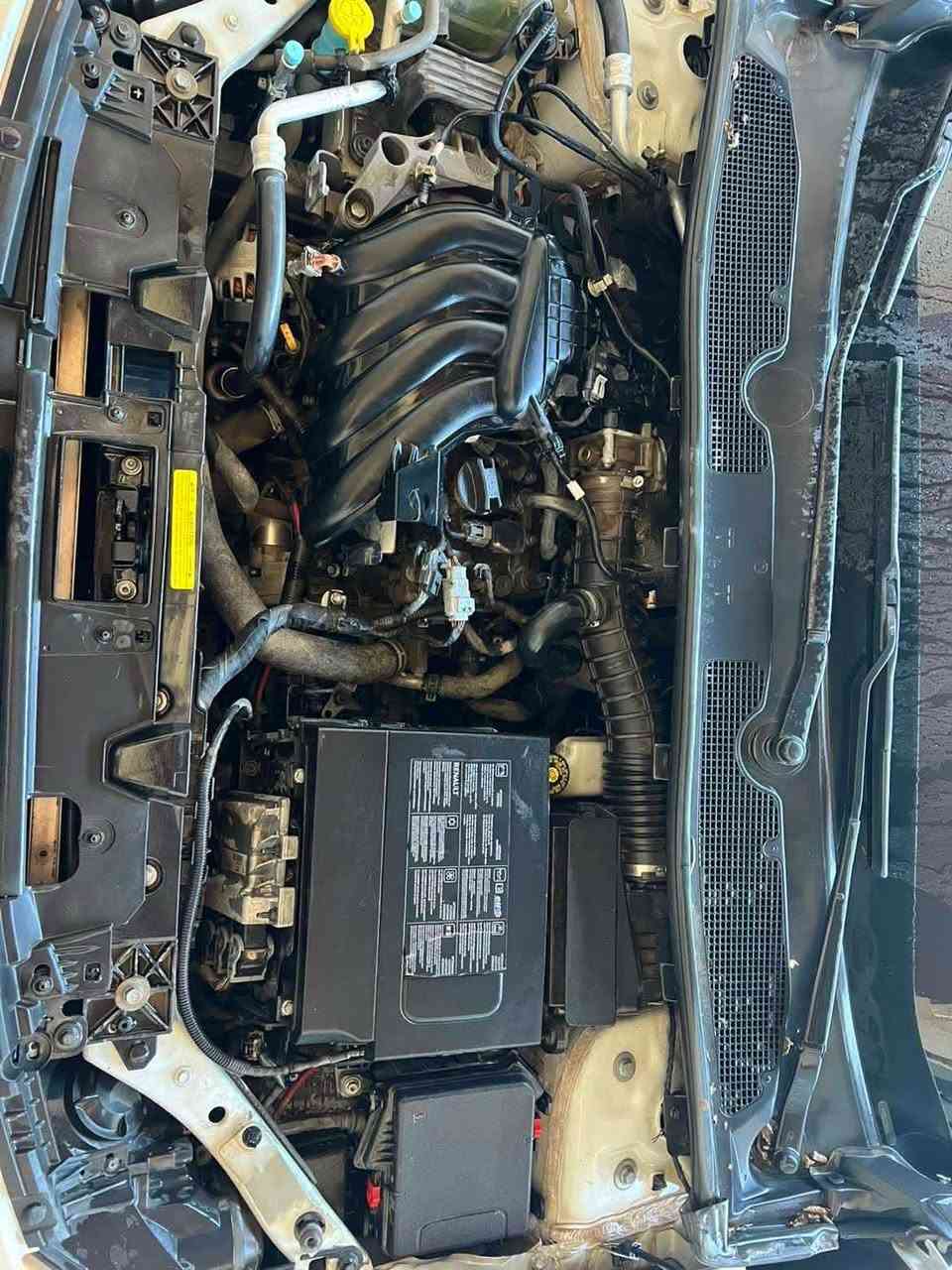 رينومكينه سينترا بيلاد 
٢٠١٥
گين ئةليكتروني فوله بي دحمو ليدانه بوياغ جار جي گجكةي بوياغة بة ٤پارجة دةي فروشم عموو شتي بةشةرت مكينة گير تةبريد سةنةوي هةزة بةناو كردن هموو بةشرت سةيارة زور تووندو توولة بي مةسروفة لەهەولیرم *********** أربيل, العراق
