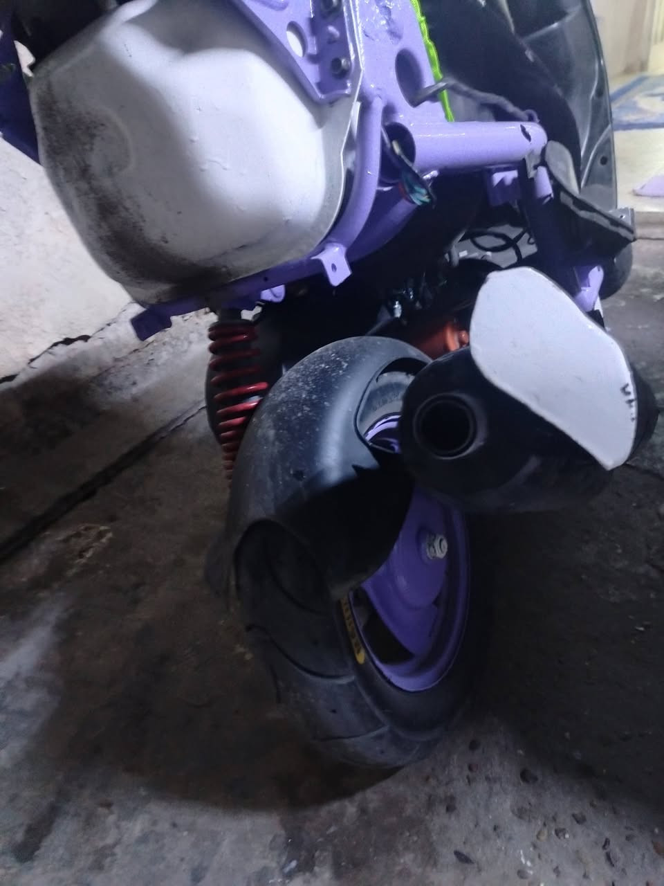 سلام عليكم ورحمة الله وبركاتة
دراجه ماكس عدلة نضيفه الدراجه كاملة مكملة بيهة كلجات ار جي اس ومكينتهة 55 بلاد مامفتوحه 
دراجه نضيفه كاملة تشتغل اول هندر سلف 
اي نقص مابيهة السعر 400 وبيهة مجال لطيبين مكانهة بغداد البياع 
الرقم ***********
