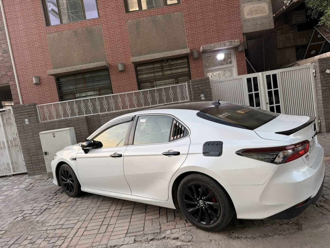 كامري ٢٠٢٣Gle بانزين فقط 
للاستفسار اتصل على ***********
