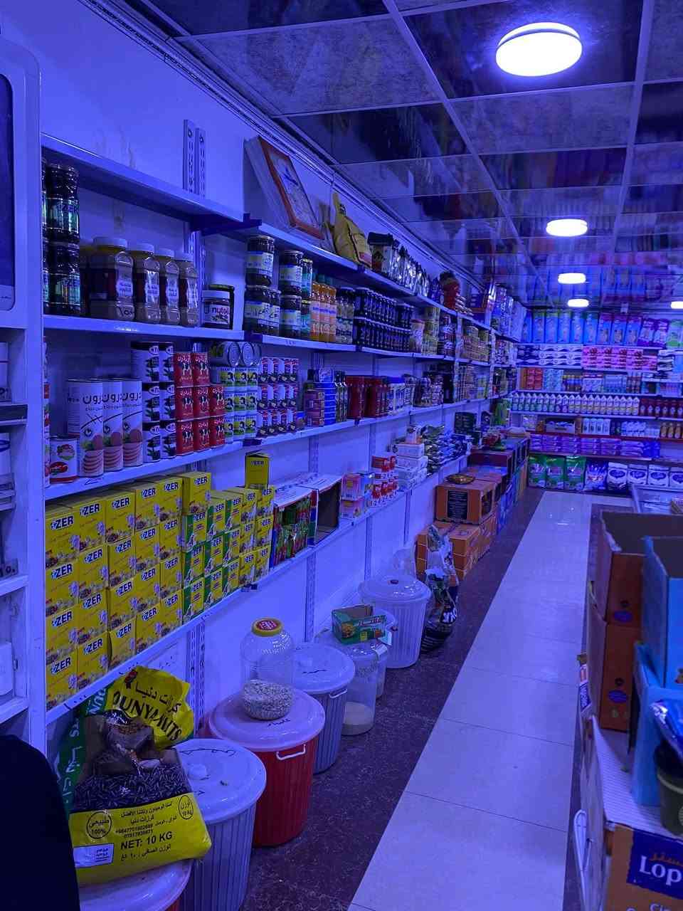 محل للبيع / موصل حي الرفاعي سايدين القسم ملاحضه المحل ع شارع العام يحتوي المحل ع 7 ثلاجات + 2 مجميدات+ سستم كاميرات  العدد 8  اسواق النسور 📌
للاستفسار ***********
