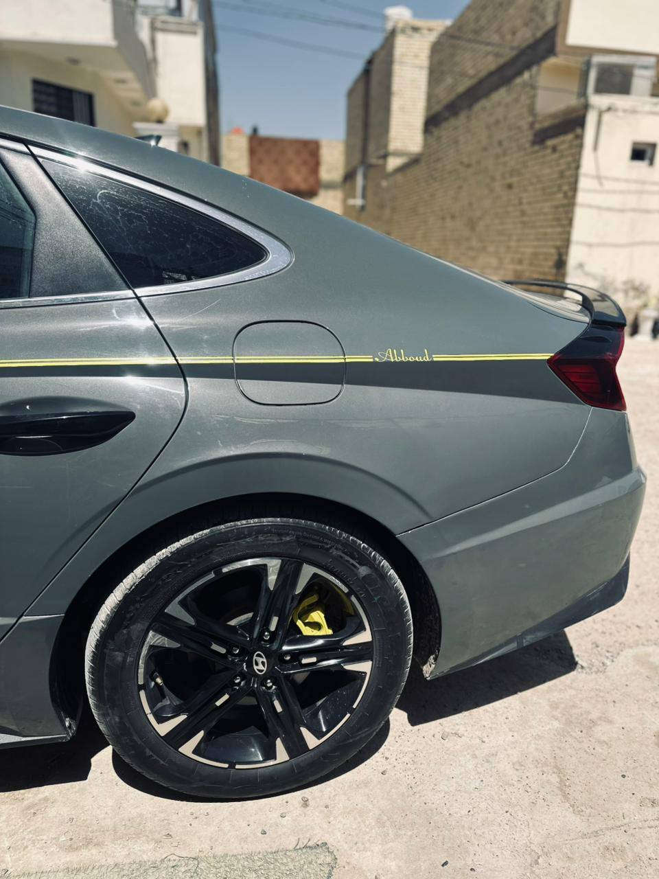 سوناته موديل 21 معوقين  مواصفات عادي تحكم ستيرن بريك ذاتي  سايد بريك بصمه وضع قياده   تفاصيل الحادث بامريكا جاملغ وربع من الباب وبلعراق البنيد بدون ايرباك ولا شواصي ولا لغود وبيها رشات صبخ بلجاملغ  الخلفي بدون حادث اثر شخوط مكان السياره نجف اني مكلف بلنشر هاذ رقم راعيه اتصل وتفاهم ويا ‏‪0783 811 7036‬‏
