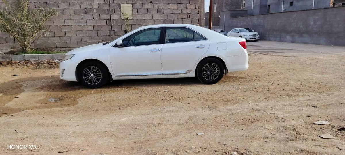 بسم الله 
كامري ٢٠١٥ خليجي S 
HBR
مكفول گير و محرك 2500 VVT 
شاشه بلادي 
تحكم ستيرن جهتين 
السيارة جاهزه 
بيها صبغ قبغ صندوك 
السعر ١٣٨ وبيها مجال بسيط 
مكان السيارة الأنبار حديثة 

‭+٩٦٤ ٧٨١ ٤٤٥ ٢٧٦١‬ متوفر واتساب


**إذا كنت صاحب هذا الإعلان وتريد حذفه لأي سبب، رجاءا أرسل رسالة إلى الدعم الفني**