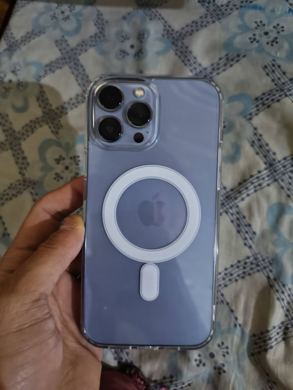 13برو ماكس جهاز نضيف وحلوه أمريكي ذاكره ٢٥٦ بطاريه 83 ومكفول من كلشي فقط جهاز ‏‏‪***********‬‏ سعر ٧٥٠
