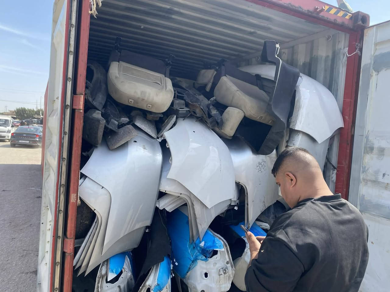 سلام عليكم تم وصول حاويهً للتنزه لمقدس ول مضلع متوفرً جوملهً و مفردً مكاني بابل جبلهً رقم الهاتفً***********
