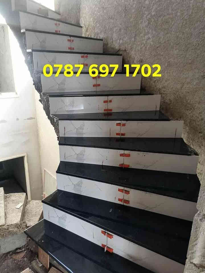 خلفه #متفرغ عملي كافه انواع السيراميك والارضيات الألواح والمرمر والدروجه والديكورات والنقوش ترميم منازل كرسته وعمل صبغ لبخ تطبيك فوق الكاشي القديم صب سقوف ثانويه تسليم مفتاح دقه بالعمل ولتزام وهاذه جزاء من عملي تحياتي للجميع التواصل ***********
