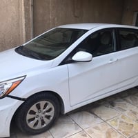 اكسنت هاتشباك مديل 2016 وارد امريكي مع شاشه كبيرة سيارة نظيفه ماشية ٧٠...