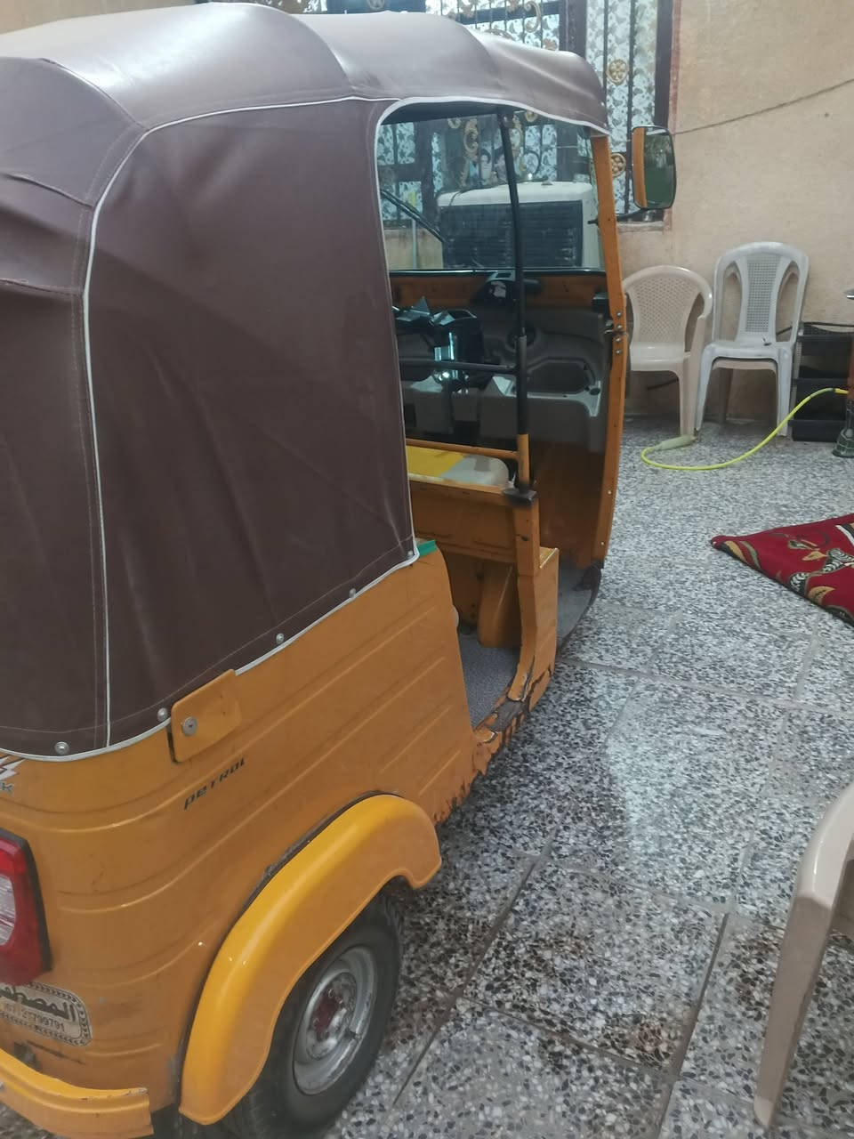 السلام عليكم تكتك موديل 2020 بيها ضربة خفيفة يم بكلايت الخلفي مثل ما موضح بالصورة كهربائيات كله شغاله دوسات الاماميه معمره فقط/سنويه بأسمي شرط تحويل/رقم عربي/ العنوان مدينه الصدر حي طارق/سعر 5900 بيها مجال بسيط


**إذا كنت صاحب هذا الإعلان وتريد حذفه لأي سبب، رجاءا أرسل رسالة إلى الدعم الفني**