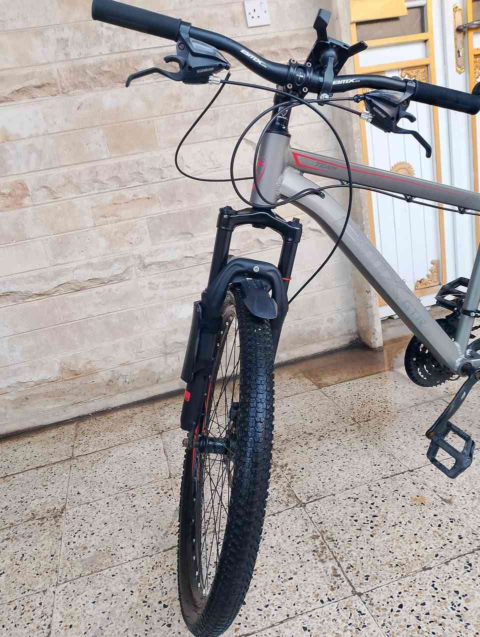 للبيع بايسكل  فول نضافه جديد استخدام جدأ قليل لشه  فافون جدا خفيفة كلو شغال كيوره فقاسات دسكات دبل امامي كلو شغال السعر 110 او بي مجال قليل مكاني موصل ايسر


**إذا كنت صاحب هذا الإعلان وتريد حذفه لأي سبب، رجاءا أرسل رسالة إلى الدعم الفني**