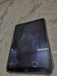 ايباد برو جيل 10 • ذاكرة 64 • حاله مثل الجديد