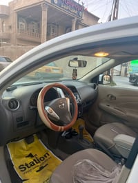 نيسان صني موديل 2023 هندي بليته زرقاء  ماشيا 56 ألف  مكفوله صبغ حداده ...