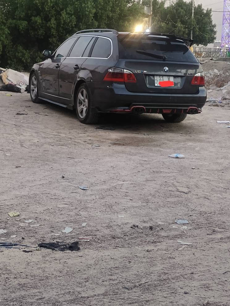 بي ام e61 كفاله من ضربه فقط بارد مديل 2009 محرك n52 المرغوب كير محرك مكفول  للمراوس ونطي فرق كون سياره مديل 20 او 19 او 21 مكانه البصره وفرق نقد مراوس ياباني او كوري السعر سيارتي 95 وبيه مجال بسيط *********** البصرة, العراق
