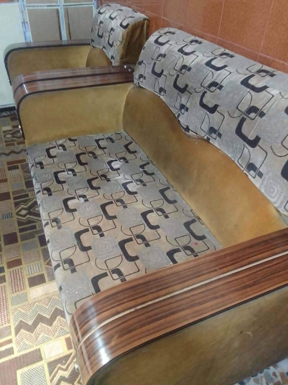 طخم ٧ مقاعد  ب١٠٠.   البلديات


**إذا كنت صاحب هذا الإعلان وتريد حذفه لأي سبب، رجاءا أرسل رسالة إلى الدعم الفني**