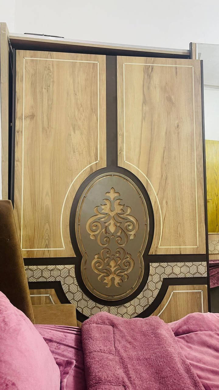 مكلفه بالنشر
غرفة اخشاب تركي للبيع 
٣٠٠ ألف وبيهه مجال بسيط
***********
