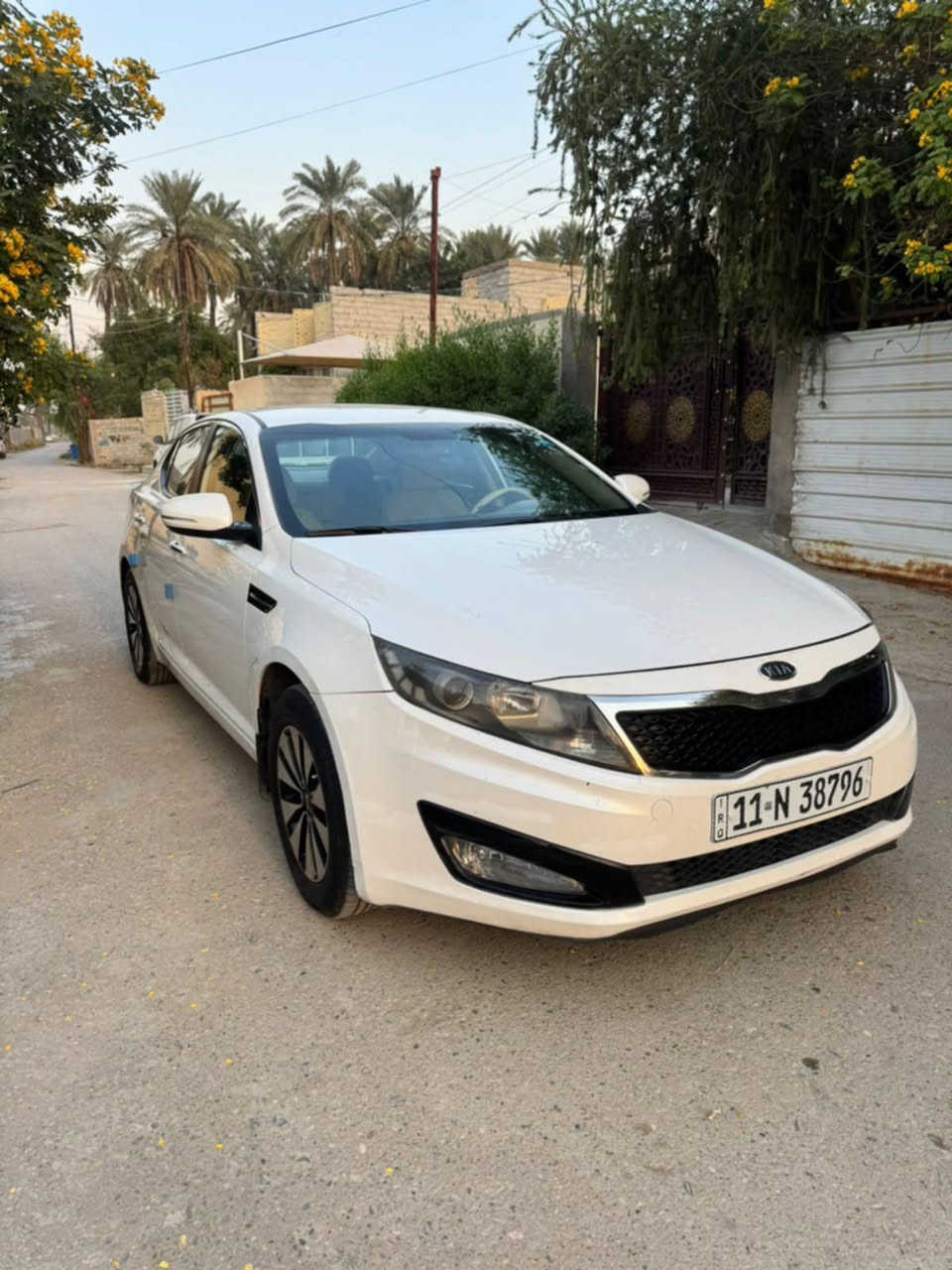 السلام عليكم
كيا أوبتيما ٢٠١١خليجي مكفوله من الصبغ عده البارد 
مكينه ٢٠٠٠دوش
المواصفات 
صاج ملكي
تبريد بيانو 
تبريد منفصل
شفتات ستيرن 
تحكمات ستيرن 
قطعتين تبريد
كشنات خزن
كشن كهرباء
وبعد مواصفات أخرى
الموقع بغداد
السعر 121ورقه
الاتصالات ***********
