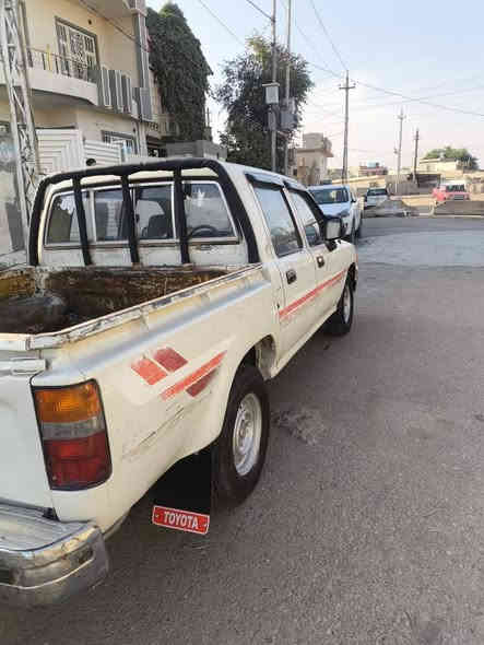 سلام عليكم بيكم 89 للبيع بلاديه بدون صبغ بس تكحيلات بسيطه تخم تايرات السياره حلوه جاهزه كير محرك شاصي كفاله عامه رقم كركوك بسمي السنويه 16 ساقطه السعر 45 الاستفسار ديالى جلولاء رقم الموبايل ***********
