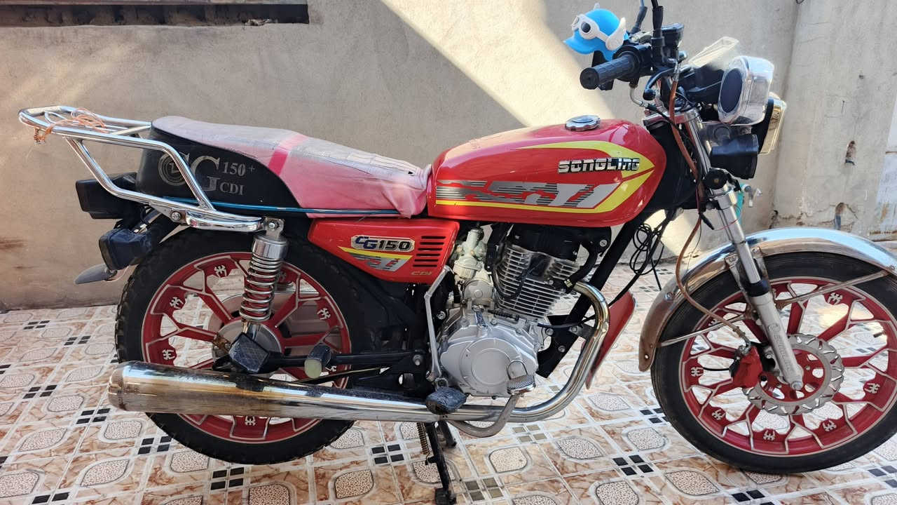 دراجه سيفان موديل 2025كل شغال اوراق بيه سعره 650بيه مجال دراجه نضيفه كلش مكاني ديالى الخالص
***********
