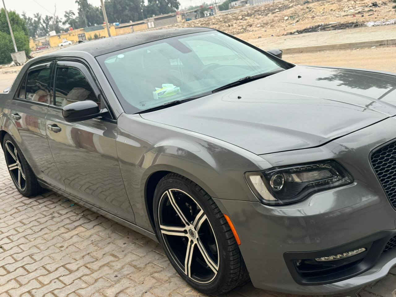 🚗 للبيع – كرايسلر 300 موديل 2019
📍 المحافظة: كربلاء

🔹 اللون: إسمنتي 
🔹 المشي: 74 ألف كم
🔹 المحرك: 3.6 V6
🔹 القير: أوتوماتيك
🔹 الحالة: نظيفة جدًا – جاهزة للفحص

🔧 التزويد:
 • سحب هواء رياضي (Cold Air Intake)
 • ثروتل بودي معدل
 • دعامة توازن علوية
 • التزويد شغل نظيف ومرتب، بدون ضغط على المكينة

🛞 جنوط رياضية
✔️ استخدام شخصي /***********
