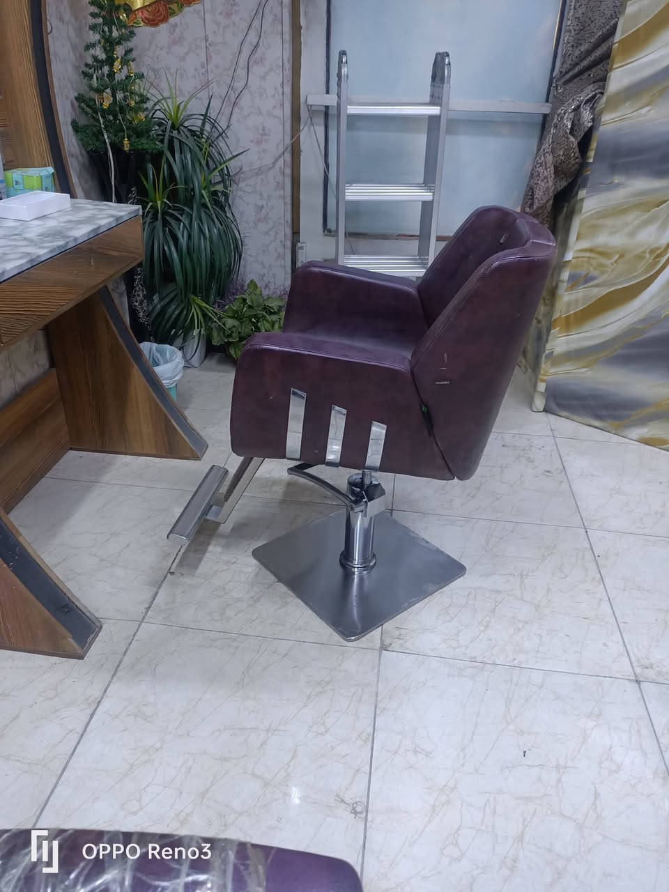 غراض صالون للبيع
بغداد ابو دشير 
خلف المركز الشرطه 
*********** هذا الرقم بي واتساب
