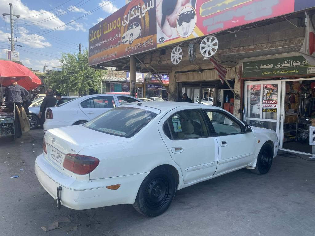 Nissan maxima 
3000
2002
محەسەن ئارمی سلیمانی کۆن 
ناو زەرد 
تەبرید لەسەر سویچ
گێڕ مەکینە 
تەقەو ڕەقە 
کارەبای
موس 
بڕاوە 
وەرگەڕان بە شەرت
26 وەرەقەو مەجالیکی کەم
لە سلیمانیم گۆڕینەوەش ئەکەم بە شتی بە دڵم بێت
0789 071 57 18 السليمانية, العراق
