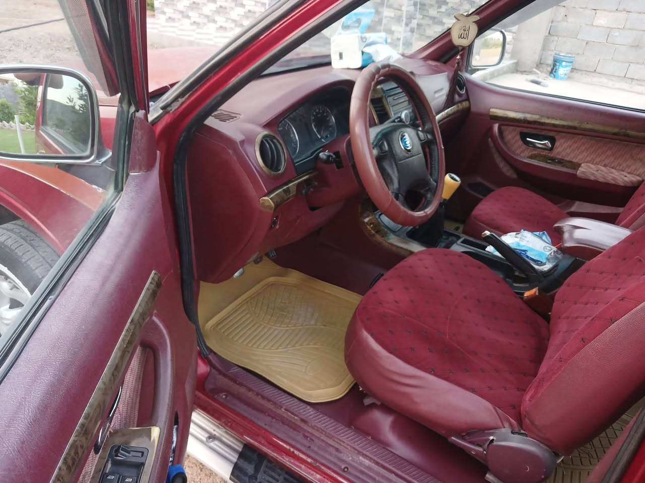 كنوه للبيع موديل 2009 السياره نضيفه ومال جناي تخم تاير جديد صدر جديد تدفئه تبريد شغال السياره نضيفه واحله من الصوره
رقم بغداد 
السعر 65 وبيه مجال  مكاني الفلوجه 
***********
