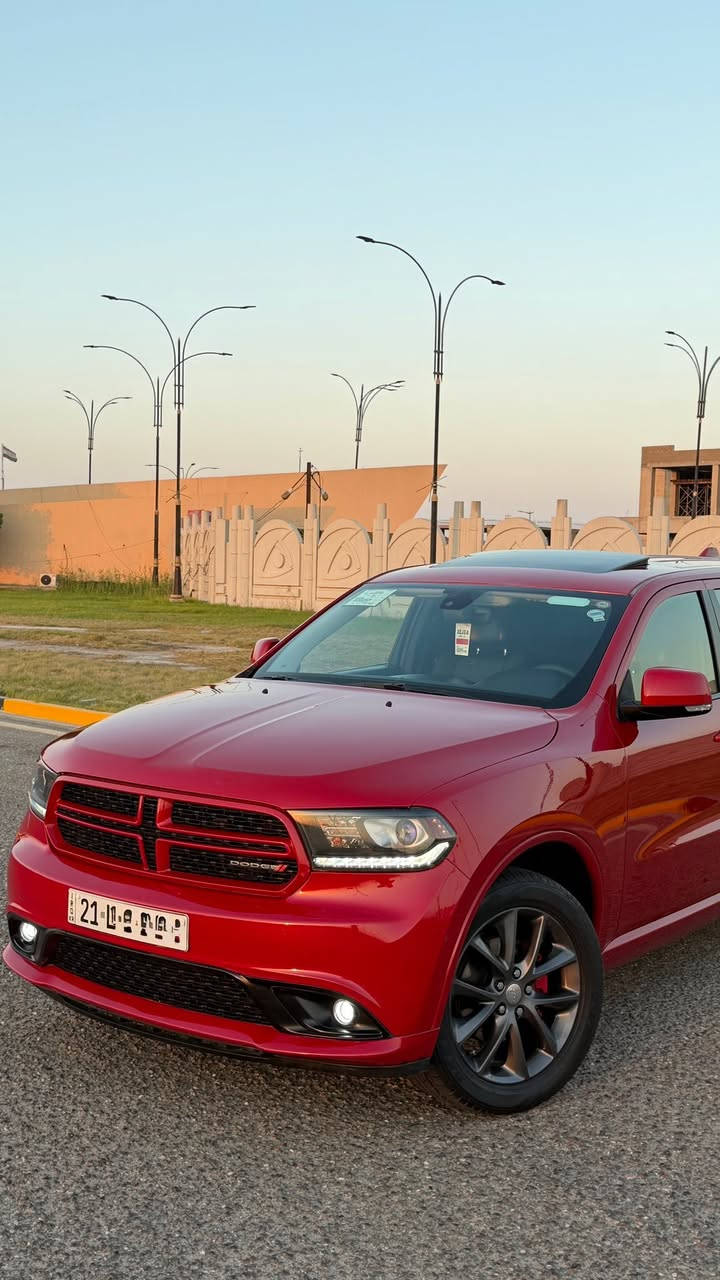 السلام عليكم دوج دورنكو GT احمر طماطي موديل 2018 كندي كلين تايتل هزه ورقم سليمانيه الجديد وكاله عامه بأسمي فول مواصفات فتحه كشنات جلد خرن ميموري شفتات ستيرن باب خلفي كهرباء تشغيل عن بعد . كفاله ضربه وتبديل وصبغ حته الدعاميات ماشيه 83 جديده السياره . 
العنوان: بصره 
رقم الموبايل:***********
