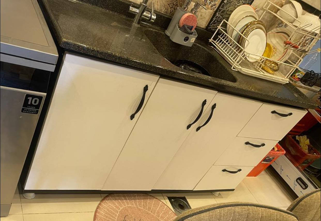 كاونتر مستعمل نظيف للبيع ٣ قطع
السعر ٣٠٠ الف


**إذا كنت صاحب هذا الإعلان وتريد حذفه لأي سبب، رجاءا أرسل رسالة إلى الدعم الفني**