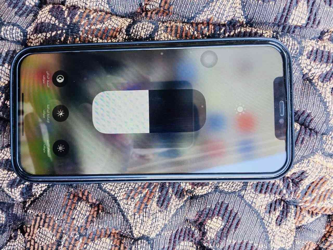 ايفون 12 برو ماكس  للبيع
نموذج ZA
دبل خط
ذاكره 256
بطاريه 91
مستبدل شاشه فقط 
للاستفسار ***********
