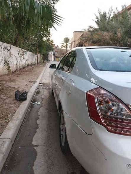 جيلي امكراند ec7 ٢٠١٣
ماشية ١٥٠ الف كيلو متر

سيارة حلوة مثل متشوفون بالصور بيها بارد جاملغات وتصليح خشم البنيد وبيها نواقص بسيطة

باسمي تحويل ثاني يوم

السعر ٦٠ وبيها مجال 

بغداد الكاظمية 

***********
