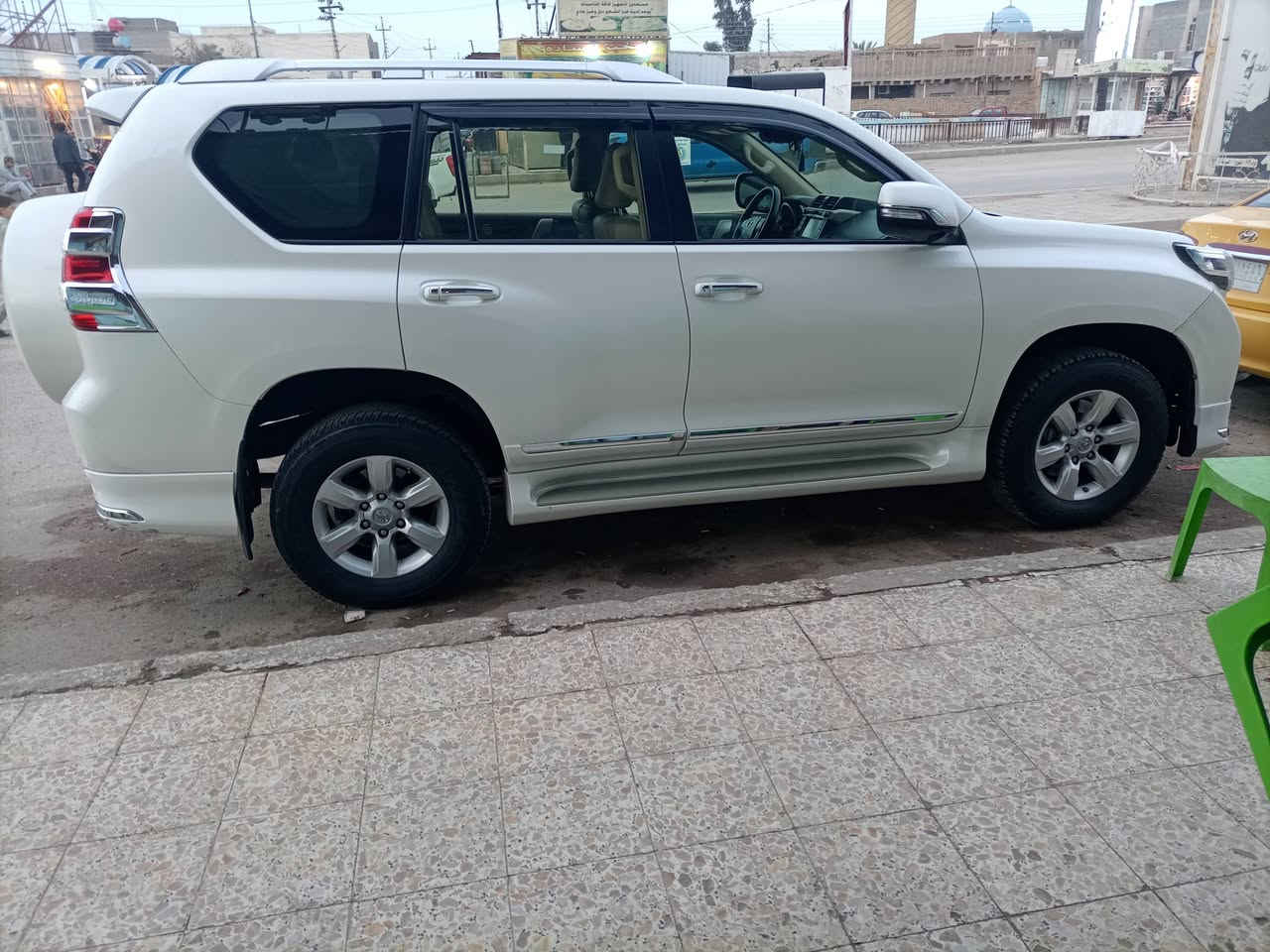 برادو 17 بغداد محرك 4000 شركة ساز .. ماشية 120 .جاهزة خير من الله كفالة عامة تحويل شوكت مبعجبك .. السعر 375$... ***********
