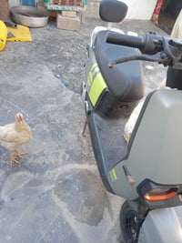 دراج شحن البيع نضيفه  بتريات  جديده مكاني بغداد الحريه  07700267545