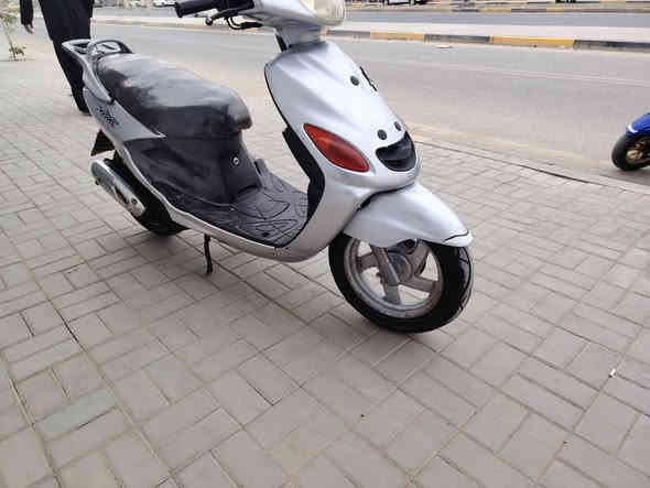 دراجه دولفين للبيع السعر ٣٥٠ وبيهه مجال الشراي يتصل عل الرقم *********** مكانهه السماوه كرهبايات شغاله سلف هندر مكينه ناعمه
