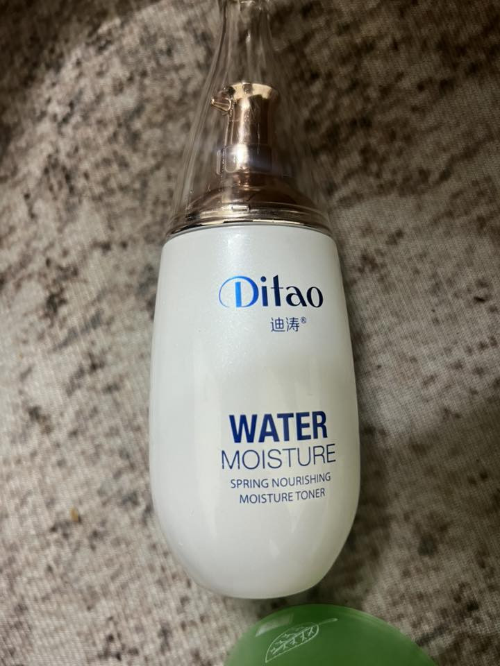 مجموعة عناية جديد  اكسباير  بعيد وكله جديد متوفر كراتين عرضت هذي كارتون كامل السعر ٤٠ مع التوصيل  يعد اكثر من ٥٥ قطعة يعني تطلع عليك اقل الف دينار وبالعافية للاستفسار خاص


**إذا كنت صاحب هذا الإعلان وتريد حذفه لأي سبب، رجاءا أرسل رسالة إلى الدعم الفني**