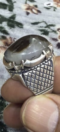 عقيق مصور • صياغة ثقيلة • نجف