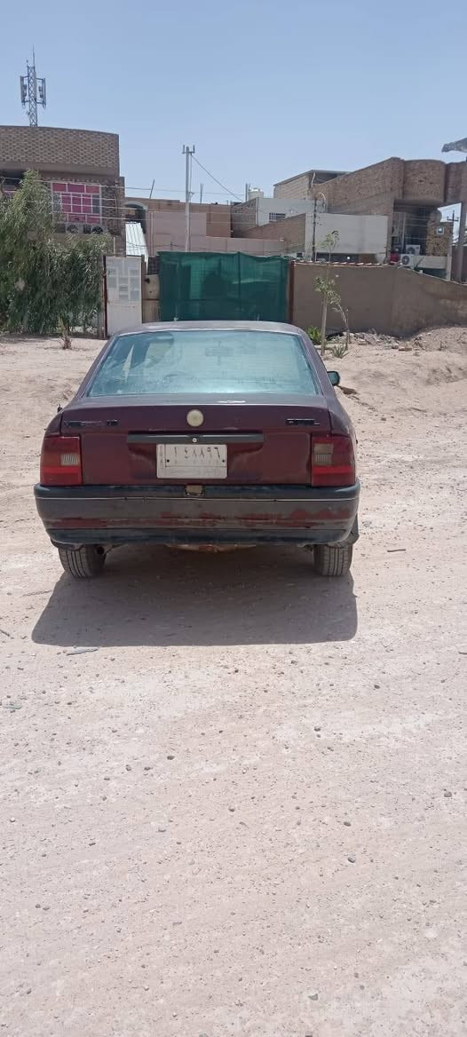 السلام عليكم للببع سيارة اوبل فكترا موديل 1991سيارة شغالة مكان نجف رقم نجف تخم تاير باتري جديد مكينة جديدة 1800السعر 18وبيهة مجال للشراي الاستفسار على الرقم ***********

