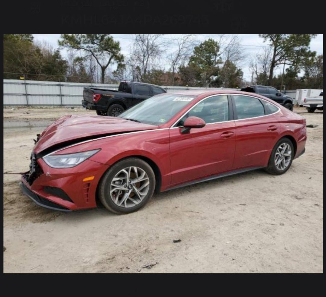 السلام عليكم للبيع هونداي سوناتا موديل 23
وارد امريكي
السعر 145 وبيها مجال 
مكان السياره نجف 
***********
