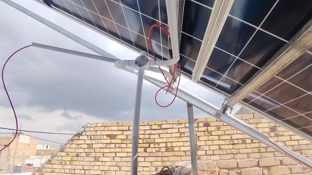 منزل آخر يودع الانقطاع المستمر للتيار الكهربائي
حيث تم تجهيز المنزل بمنظومة طاقه شمسية 20A 
ليلي نهاري 4 ساعه ليلا 
بالاعتماد على
1-انفيرتر من ماركه 6kw Deye ip 65 ضمان 5 سنه
2-بطاريه ماركه 10kw svolt ضمان 5سنه 
3- ألواح ماركه لونجي 615w ضمان 15 سنه 

للحجز و الاستفسار التواصل واتساب
قسم الصيانه/***********
قسم المبيعات /***********
