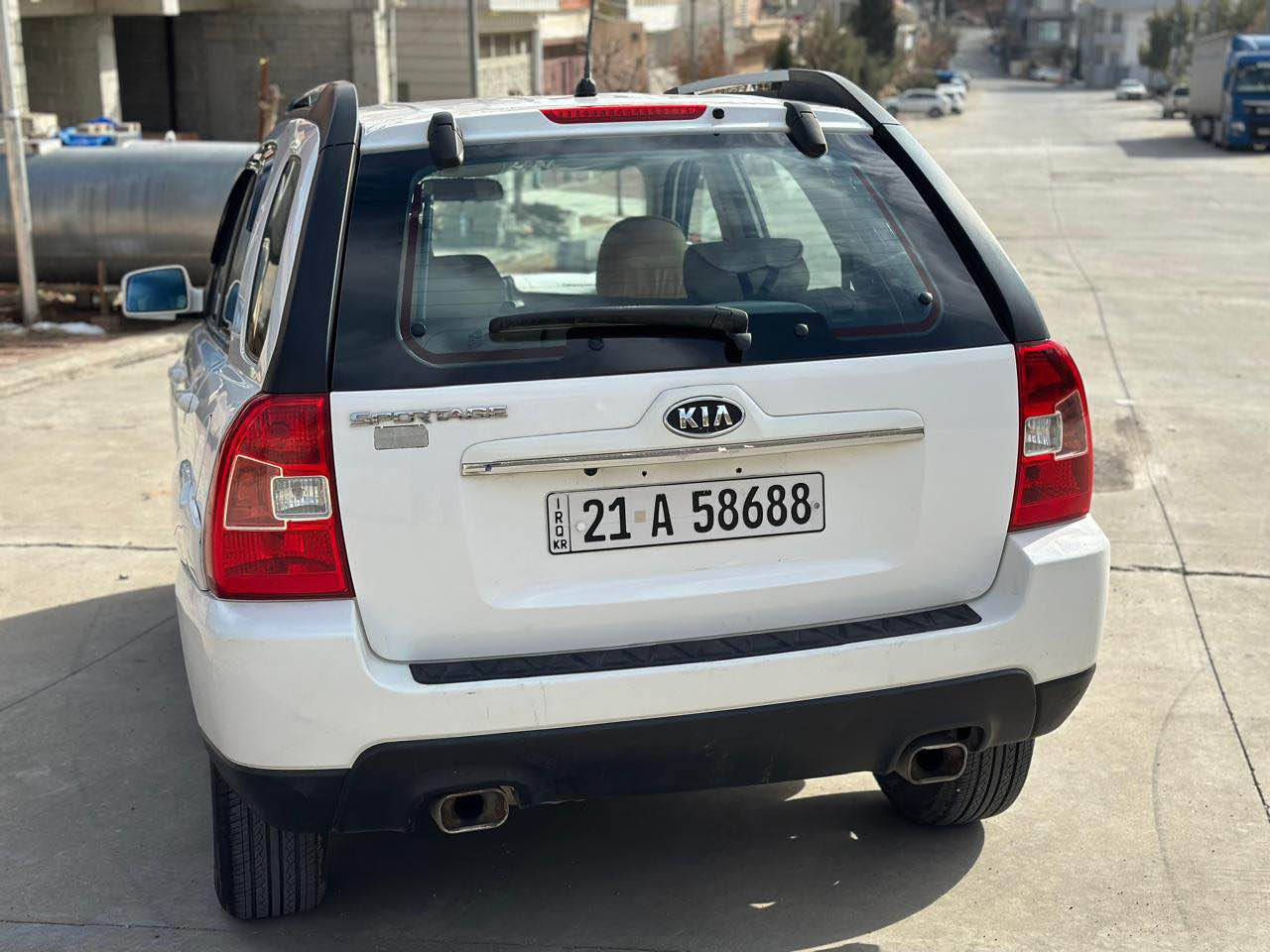 کیا سپۆرتاج ٢٠٠٩ ، بۆیاخی نیە تەنها ئەو بستەی دیاریم کردوە شاشە کامێرە ABS سەیارەیەکی ڕێکو پێکو بێ عەیبە ، سەنەی بە ناوی خۆمانە تا ٢٠٣٠، تایەی تازەیە ، مەکینەی کراوەتەوە,
نرخی ١١٩ گەڵاو مامەڵەیەکی کەم ،
*********** السليمانية, العراق
