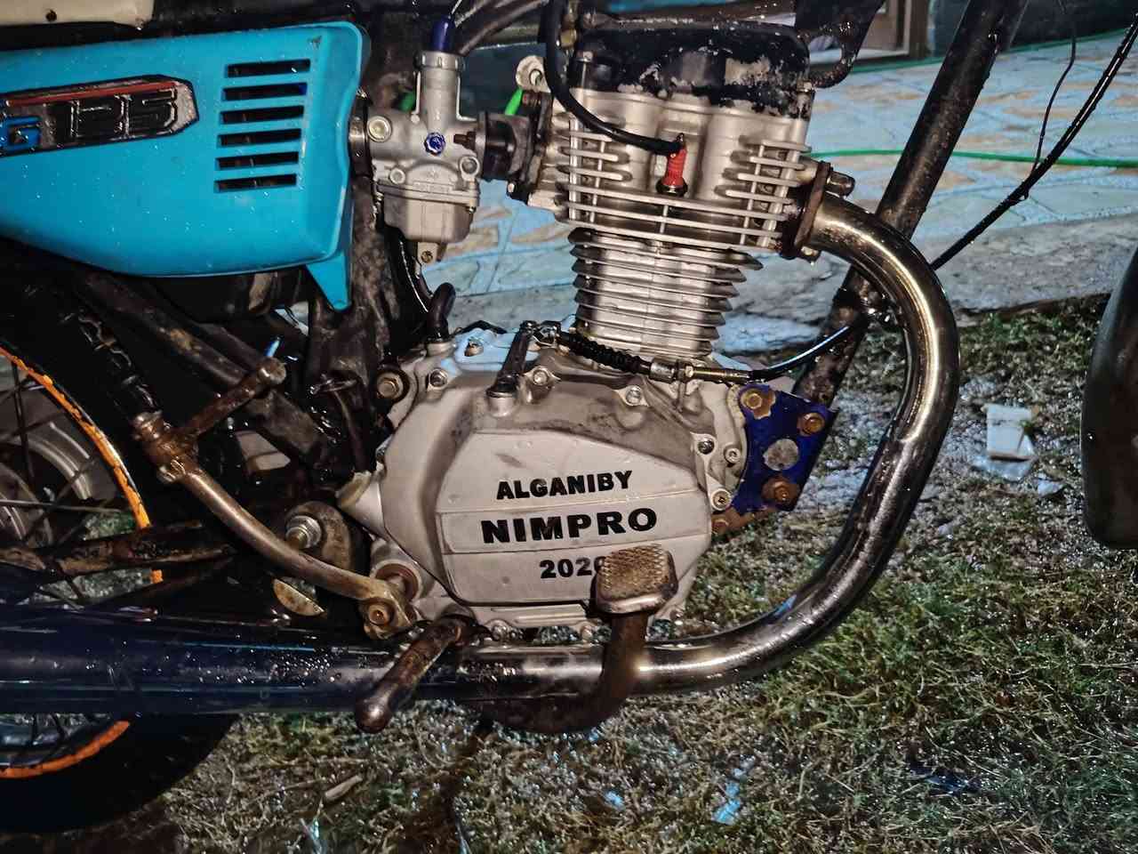 السلام عليكم دراجه للبيع بيع متوازي دراجه كلك كلك دراجه نام برو للسعر 350 بها مجا مكان ديوانيه الرقم***********
