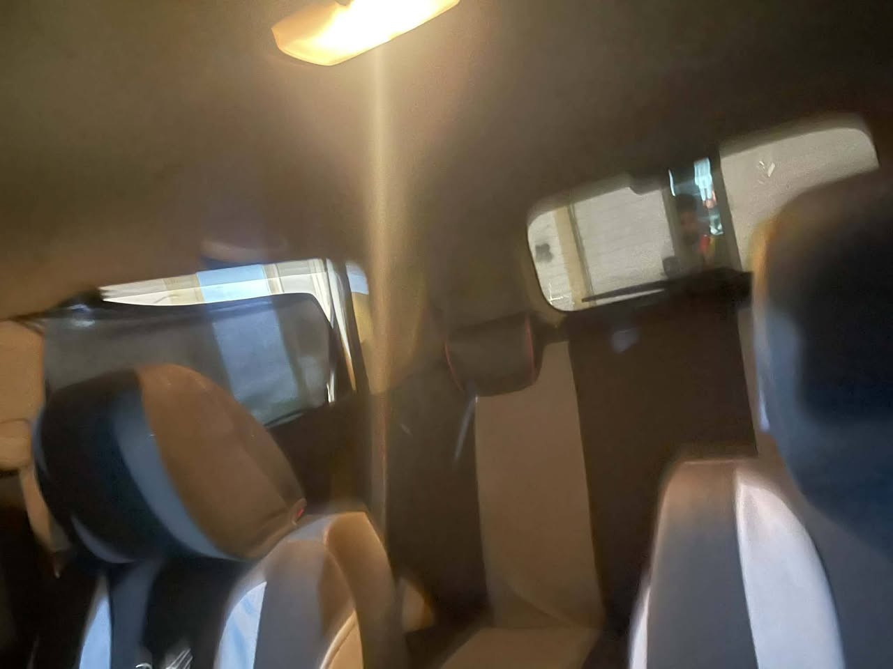 السلام عليكم من رخصت الدمن المحترم للبيع او مراوس صول موديل 15سياره ادوات متومه  قادسيه الماني سياره حلوه وجاهزه تبريد ثلج فول السياره مابيه نقص خير من الله مكينه وكير وكهربائيات وصدر وتبريد وتدفئه ودواخل كل وضع الشركه مابيه نقص برغي السعر 45 المكان واسط ***********
