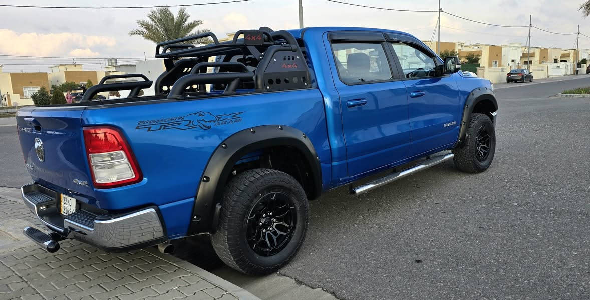 السلام عليكم
باب جبير بدي قصير ارغب شي بالسوك
بسعر مناسب جدا
‏2022
مكينة  6 سلندر نظام ايتورك
اقتصادي و قوي جدا 
ماشيه   50 الف mil 
السيارة  جديدة جدا 
رقم اربيل ب اسمي 
فحص و هزه جديد 
تخم تايرو ويل اوفرود
  زيرو و باتري جديد توني شادهن
مواصفات 
١- اوتو ستوب
٢-شاشه كبيره الشكل الجديد 
٣-مانع انزلاق
٤-مثبت سرعه
٥- حساسات خلفية
٦-مري قلاب 
٧-كيجات الموديل الجديد دجيتل 
٨-تدفئه كشنات 
٩-تدفئه ستيرن
١٠-شاشه تدعم الكار بلي ولاندرويد
١١- تخم تاير و يل جبلي جديد 
١٢-منافذ يو اسبي وتايبسي 
١٣-جامه الخلفيه كهربائيه
١٣- بدي قصير باب كبير 
١٤-تشغيل عن بعد 
١٥-دفع خلفي امامي
١٦-المرأة الداخليه تعتيم ذاتي 
١٧-البجم فول زنون 

حادث السيارة 
جاملغ و بنيد سطحي بدنه بلادي راديتر بلادي 

السعر 260 و بيها مجال بسيط 
مكان السيارة اربيل 
للتواصل ***********
