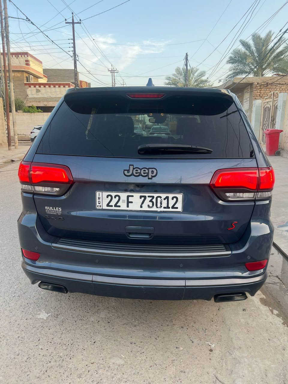 جيب شيروكي (S) 2021 
لون مميز 
رقم اربيل 
السياره بدون صبغ  فقط  نفس القطع مفتوحه من امريكا ومشدوده 
🚨 رادار مع مانع تصادم أمامي
⚠️ تحذير الخروج عن المسار
السياره جكات صعود ونزول 
🔶 نقطة عمياء
🛞 دفع رباعي 4x4
🪑 مقاعد جلد فاخرة
🔌 مقاعد أمامية كهربائية
💾 ذاكرة لحفظ وضعيات الجلوس
♨️❄️ تدفئة وتبريد المقاعد الأمامية
♨️ تدفئة المقاعد الخلفية
⚙️ مقود كهربائي
♨️ تدفئة ستيرن
🌤️ سقف بانوراما
📀 شاشة 8.4 إنج
🗺️ نظام ملاحة GPS
🏔️ نظام خاص للطرق الوعرة
💡 مصابيح أمامية زينون
✨ LED لايت أمامي
🌫️ كشافات ضباب زينون
📡 تشغيل عن بعد
📡 حساسات خلفية
📷 كاميرا خلفية
💦 بخاخ ماء لتنظيف المصابيح الأمامية
🪞 مرايا بتعتيم ذاتي
🔁 مرايا جانبية قابلة للطي كهربائياً
📞 بلوتوث هاتف
⏹️ تشغيل وإطفاء أوتو للمحرك
🛑 نظام بريك أوتوماتيكي
 السعر  255 $$
اتصال ***********
مكان تواجد السيارة: بغداد العامريه بغداد, العراق
