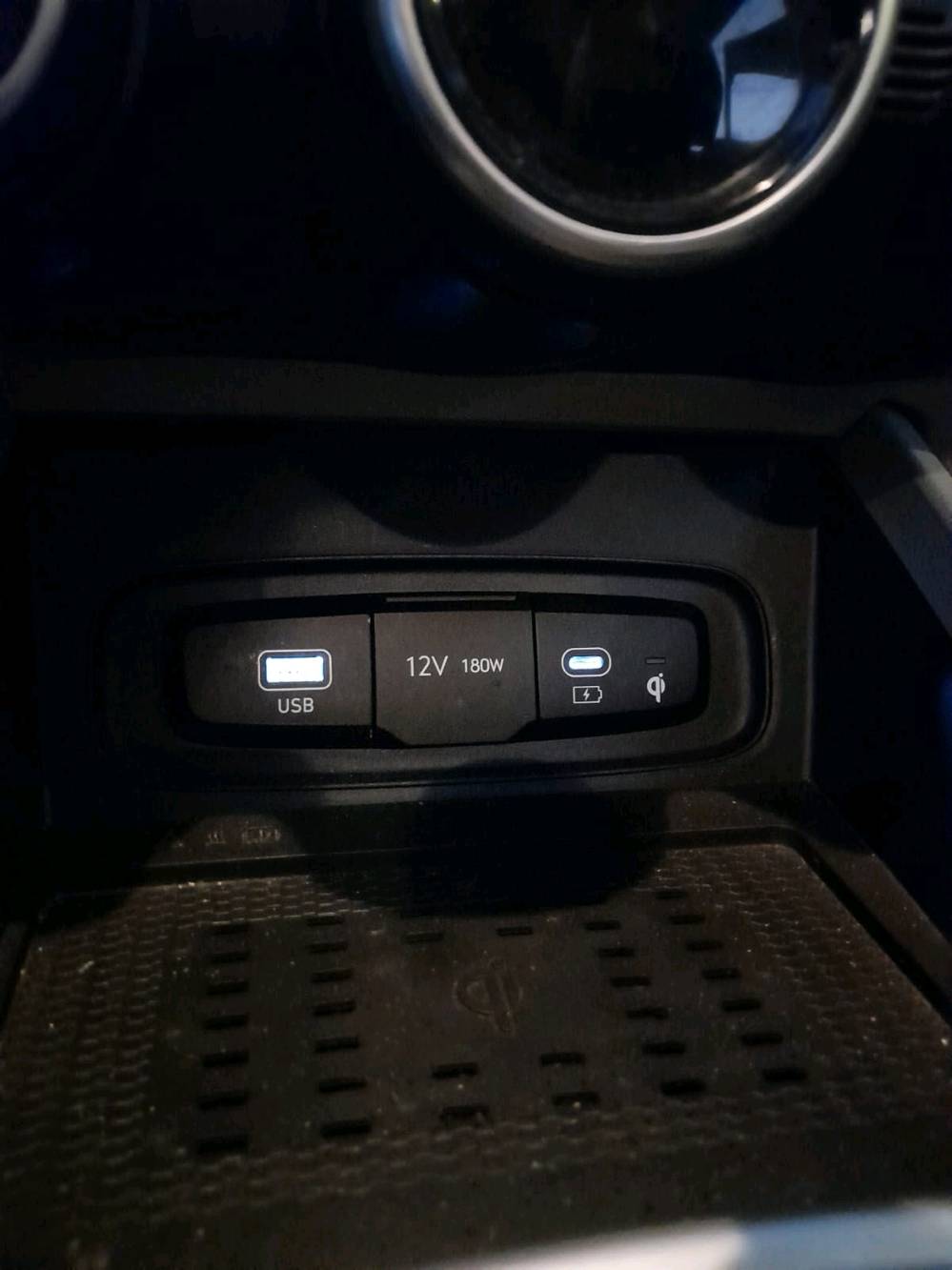 فينو لمتد فول مواصفات موديل 2023
حادث خفيف قطعه وحده صبغ بدون ايرباك وبدون دواخل مكينه 1600دوش دبل نوزل سياره كلش نضيفه ومابيها نقص مكاني بغداد السعر 140$ . ***********
