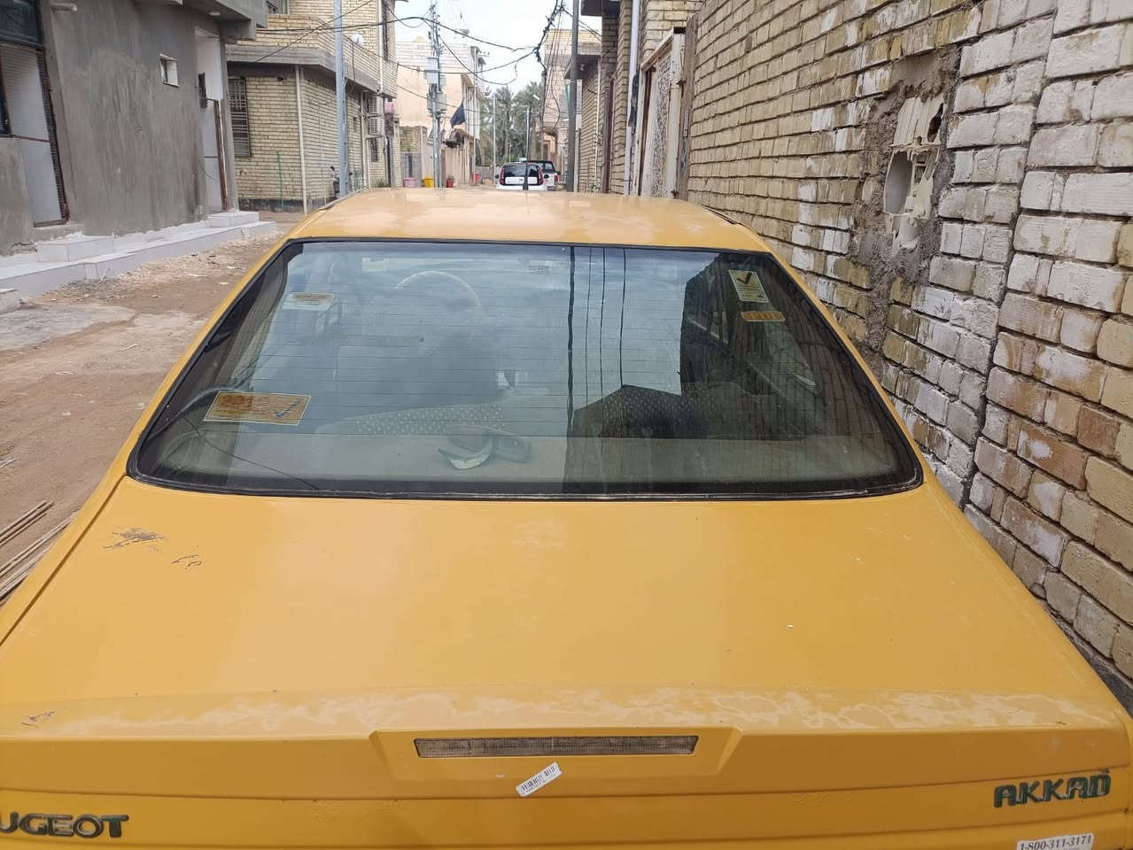 سلام عليكم
بيجو اكد

2016

كير مكينه جديده

تخم تاير جديد

رقم كربلاء

سنويه 2027

مكان السيارة كربلاء التواصل 
السعر 40 وبيها مجال

***********
