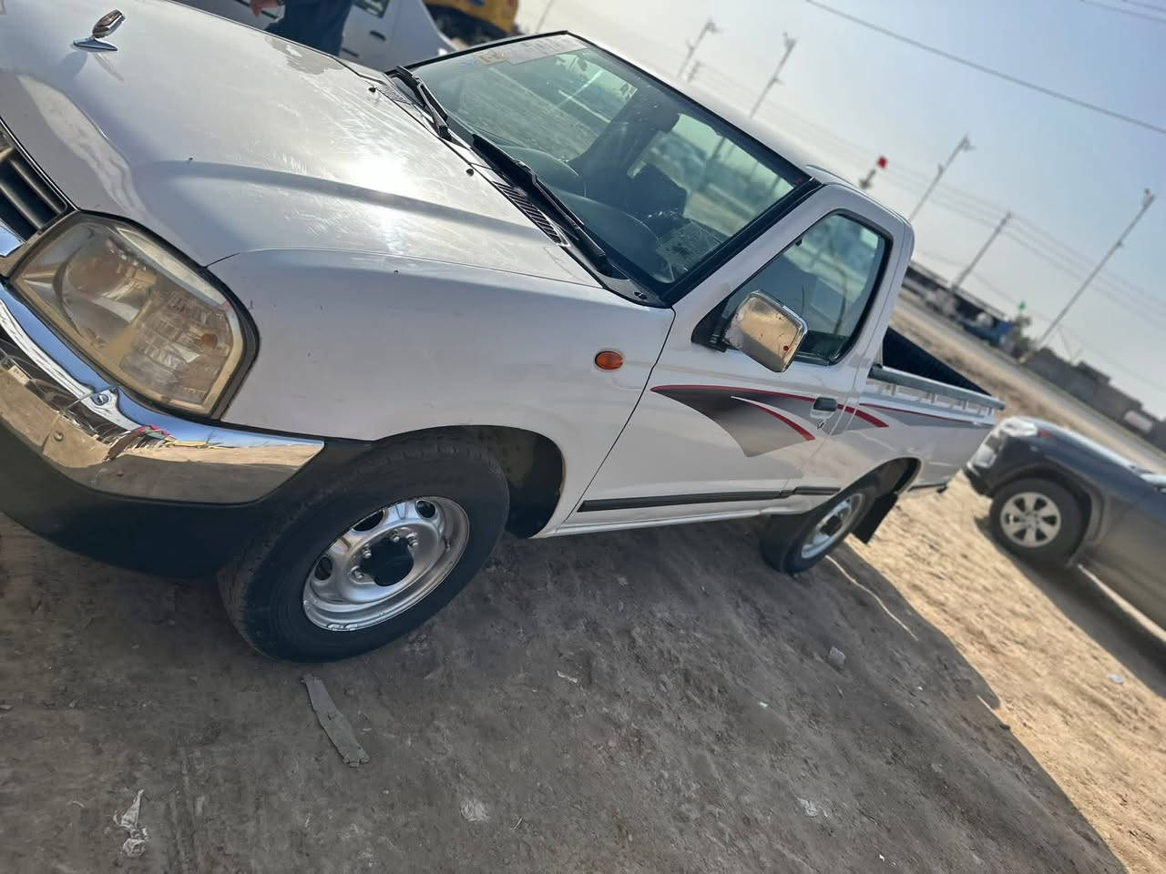 السلام عليكم 
نسيان بيك أب  موديل 2013
تبريد كير محرك كفاله
بيها جاملغ امامي فقط 
رقم واسط تحويل مباشر 
السعر 115$ وبيها مجال

***********
واسط الصويرة
