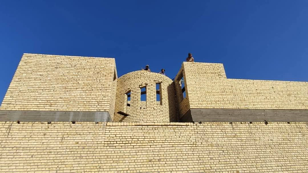 سلام عليكم خلفه بناء طابوك بلوك حجر مكطوعه أو بليوميه
***********🌹
***********🌹
